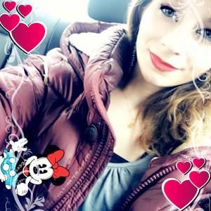 Meet your Posher, Nikole